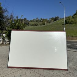 Quartet 48 x 70 White Board