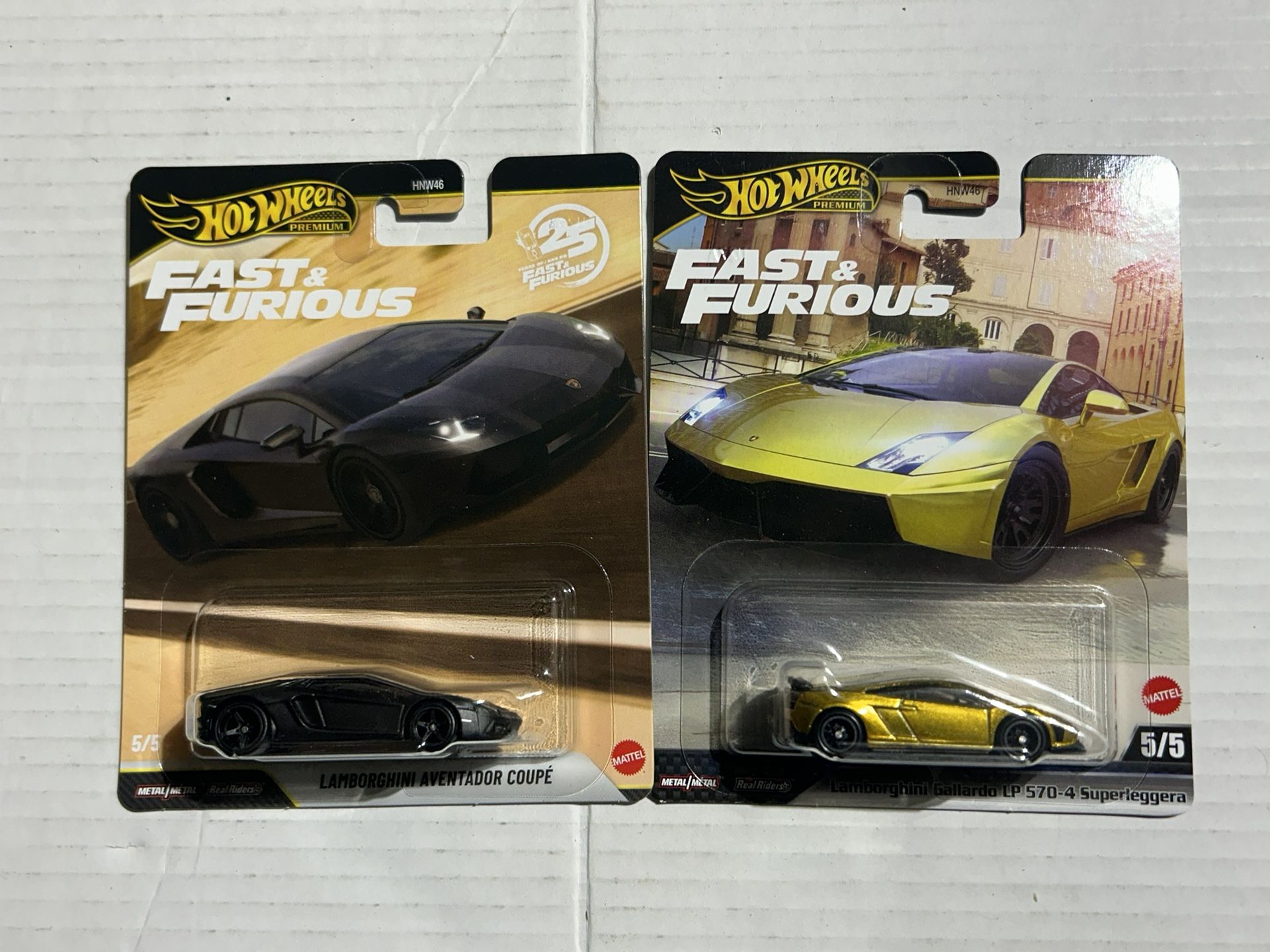 Hotwheels Premium Lamborghini Set (2)