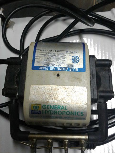 General Hydroponics Blue Stone Air Pump Ap-0025b Dual Diaphragm 320 Gph