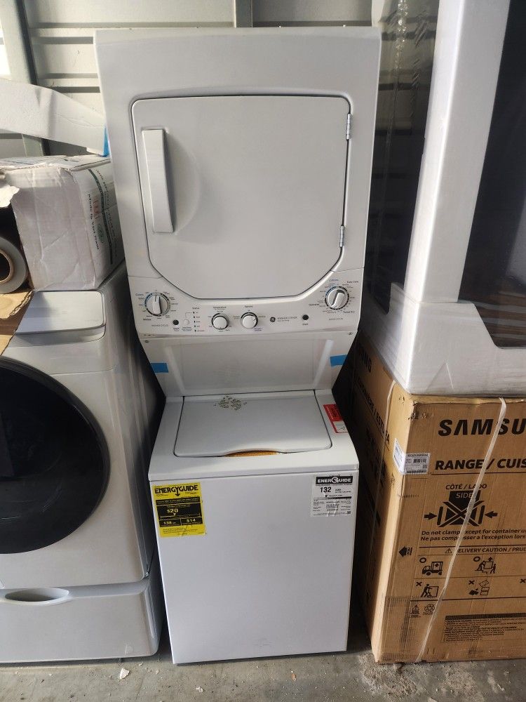 GE Stackable Washer And Gas Dryer 24 Inchs With