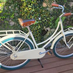 Republic Bike Plato Dutch step through bicycle