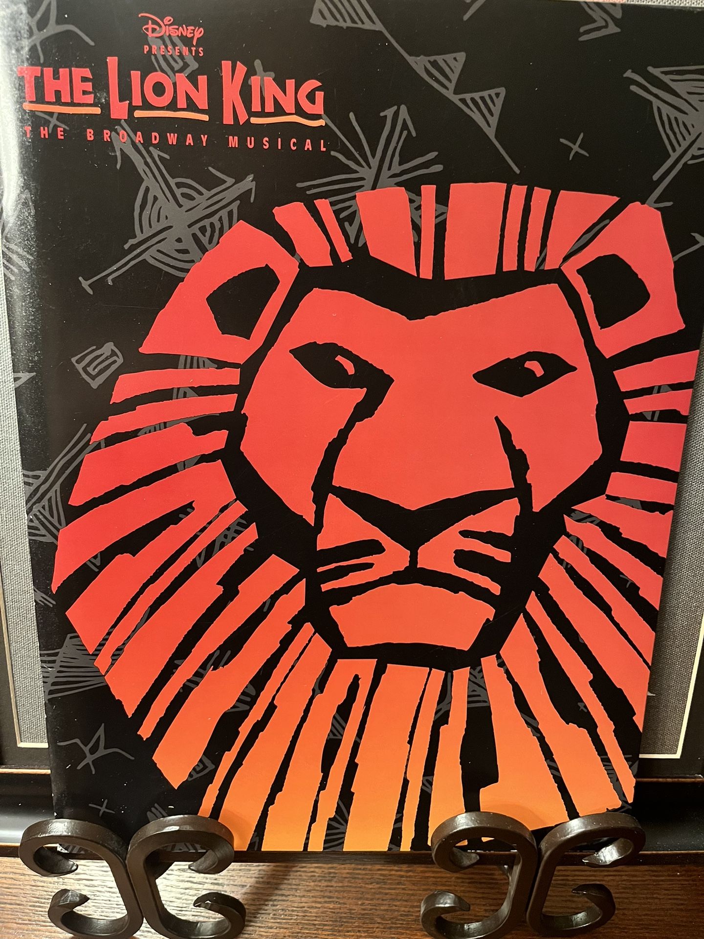 1997 Walt Disney Presents THE LION KING Musical Souvenir Program Book Collectible