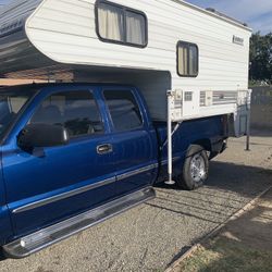 LANCE 8'6" LIGHT WEIGHT OVERHEAD CAMPER