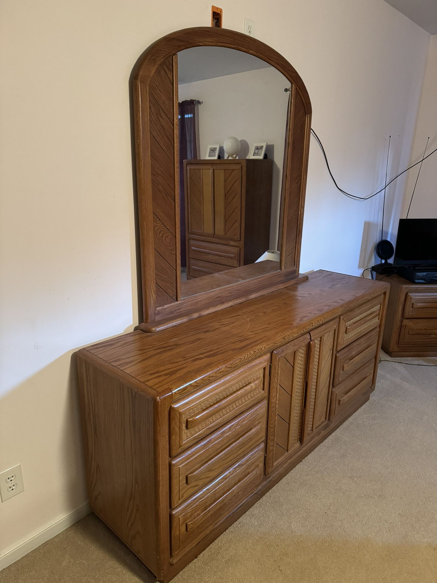 Bedroom Furniture Set