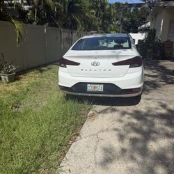 2019 Hyundai Elantra