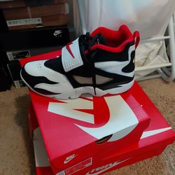 Nike Air Diamond Turf