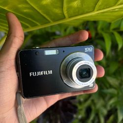 Fujifilm FinePix J20 Digital Camera