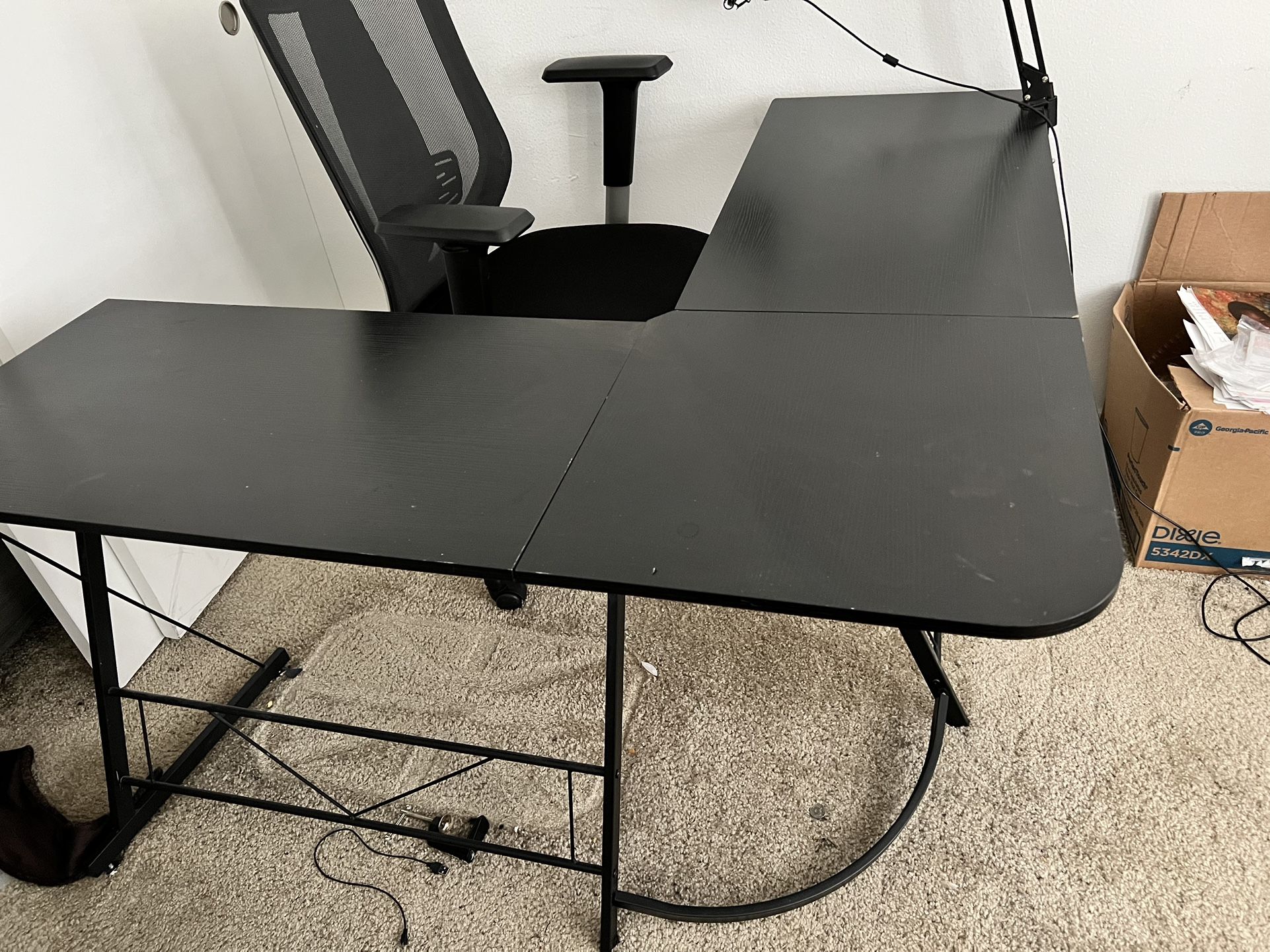 Black L-shaped Desk