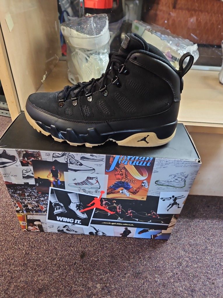 Jordan Retro 9 Boot