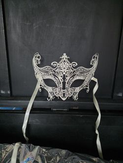 Laser Cut White Metal And Rhinestone Masquerade Mask
