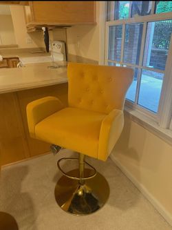4 yellow great condition stools