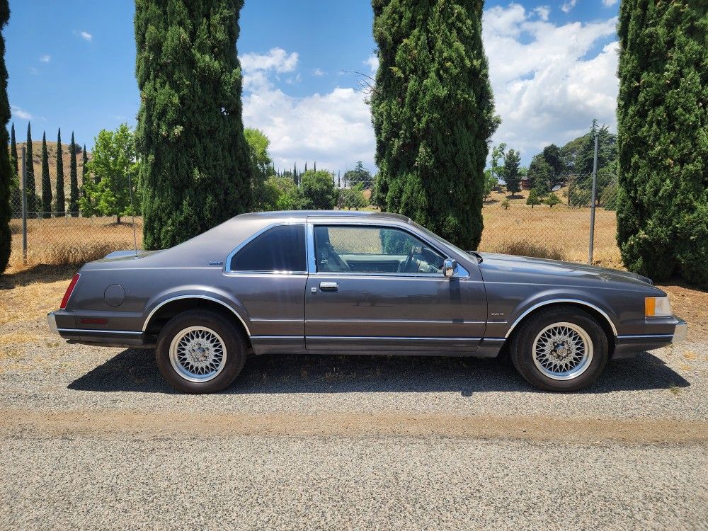 1991 Lincoln Mark VII