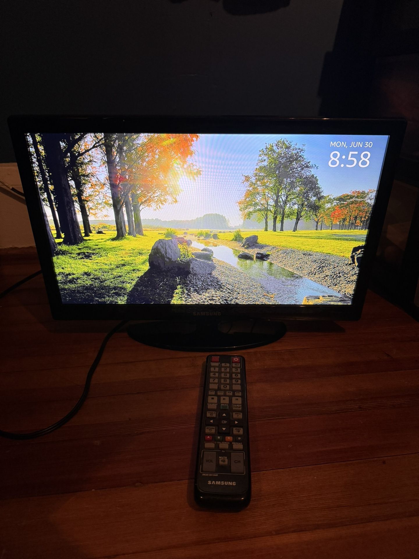 Samsung UN19D4003BD 19” 720p LED-LCD HDTV