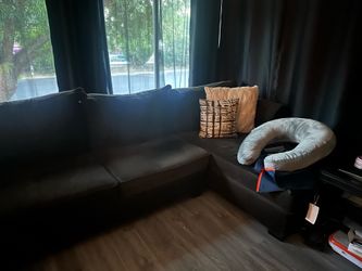 Sectional couches