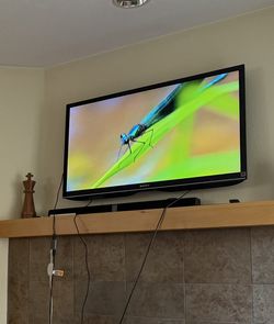 TV Sony Bravia 42”