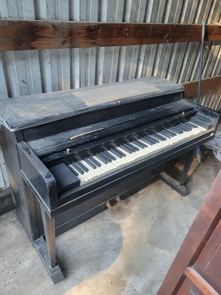 Spinet Piano FREE