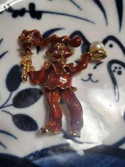 Vintage Jester Clown Brooch Brown Enamel Faux Pearl Figural Harlequin Gold Tone Pin
