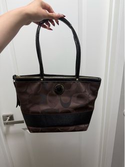 TRADE ONLY Coach Signature Gallery Tote