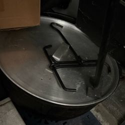 Large Cast Iron Stew Pot