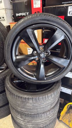 Mustang original rims