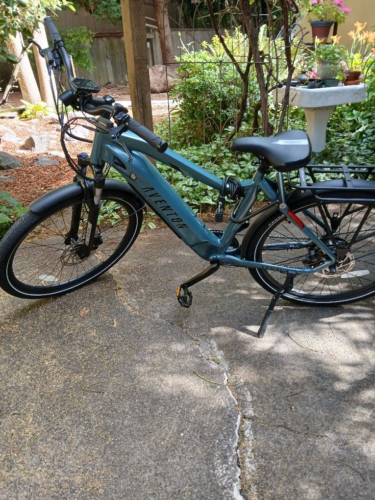 Aveton E-bike