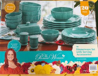 BRAND NEW The Pioneer Woman 20-Piece Dinnerware Set