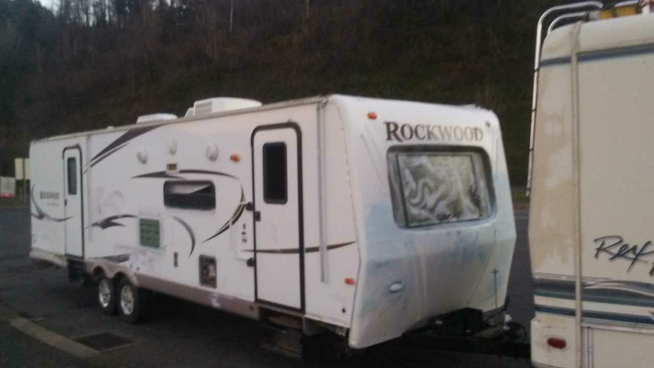 2011 Forest River RockWood 31' pull trailer