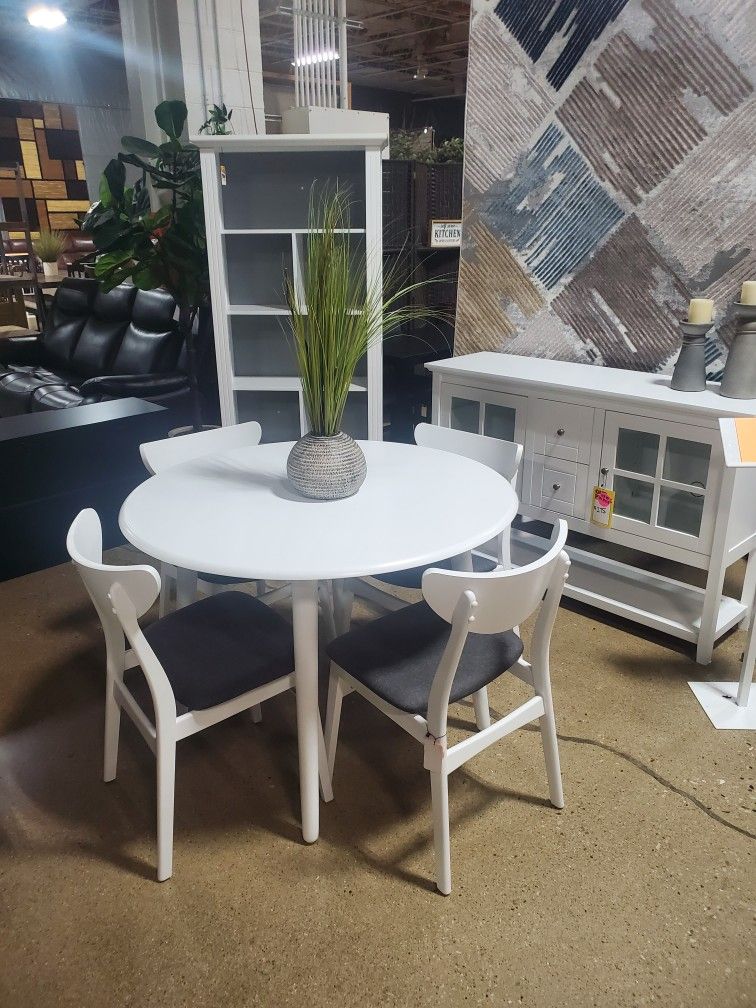 Mid Century Modern Style Round White Dining Set (New In A Box)