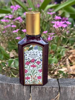 Gucci Flora Gorgeous gardenia intense  50ml