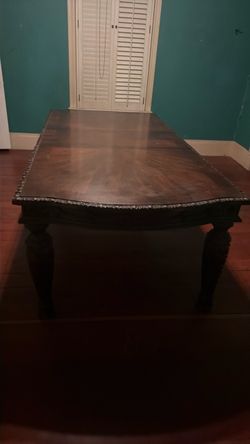 Lg beautiful antique  dining room table