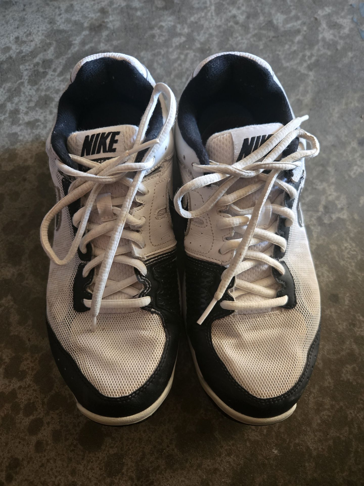 Nike Air Cage Court Sz 9