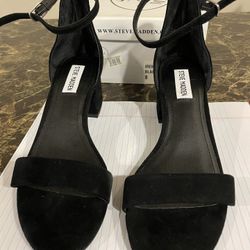 Steve Madden Sandal (small heel)