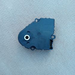 Chevrolet Silverado 1999 To 2002. Air Door Actuator