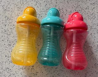 Set of 3 Nuby Sippy Cups with Covers for Straws