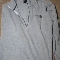 Woman's LG/Xl Tops ALL FOR $8