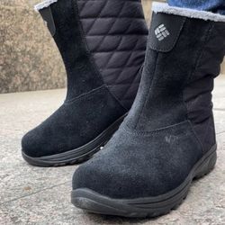 Columbia Ice Maiden Slip Snow Boots Black Ankle Size 8.5 Womens