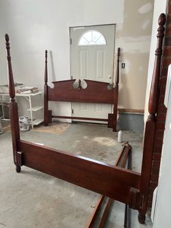 $300 OBO – Complete Solid Wood Bedroom Set – MUST GO!