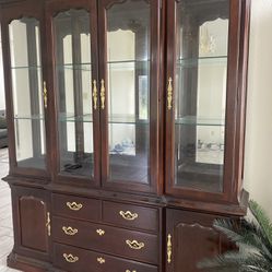 China Cabinet Hutch 