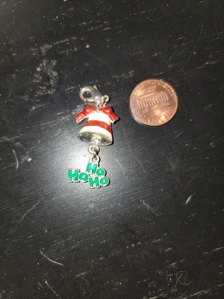Holiday Charm With Clasp
