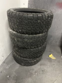 2022 Jeep Wrangler Tires