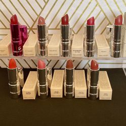 Merle Norman Age defying Lipstick