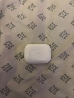 Working (Defective/Squeaking) Airpods