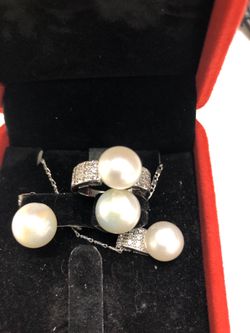 White south sea pearls