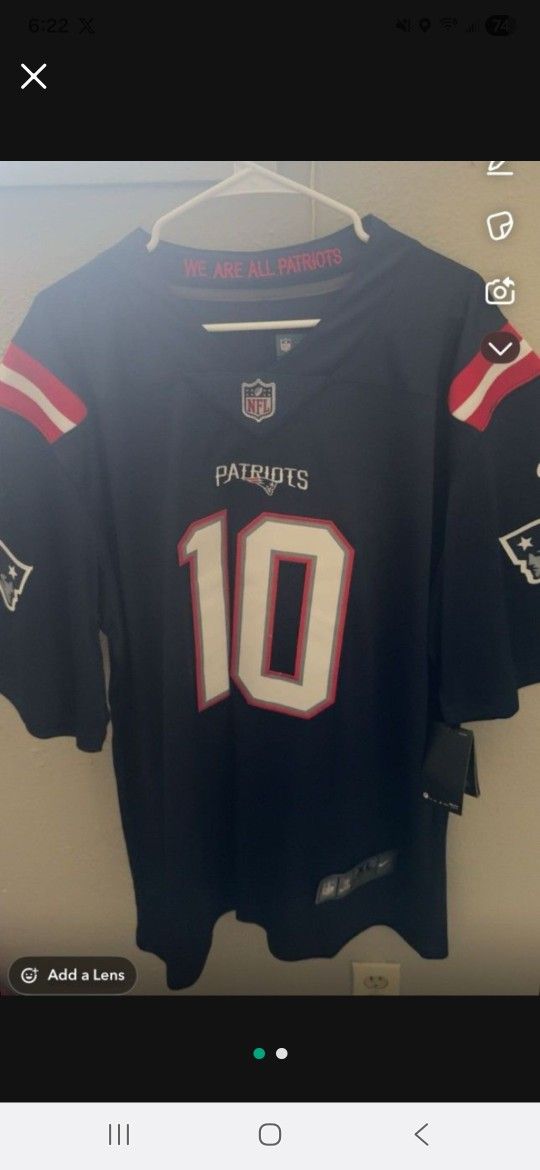 New England Patriot Football Jersey and More Size XL