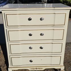 Free Drawer And Mirror 