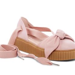 Rihanna’s puma Fenty creeper sandal