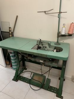 Industrial Sewing Machine