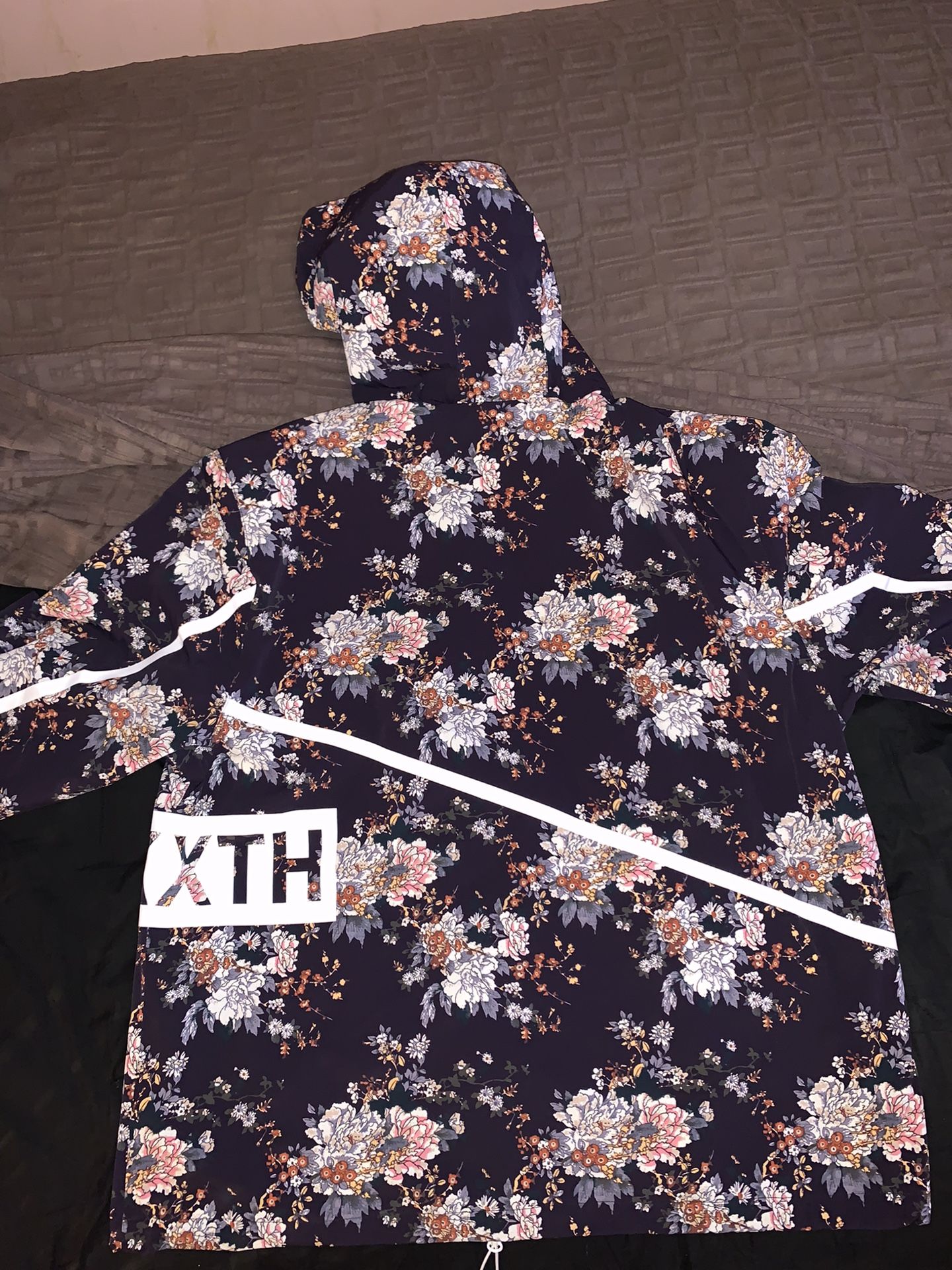 Kith Tapestry Floral Madison Jacket- Nocturnal for Sale in Cleveland, OH -  OfferUp