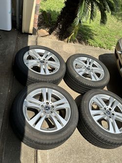 Mercedes Benz OEM Wheels & Tires 245/50/R18 / Yokohama YK740 GTX