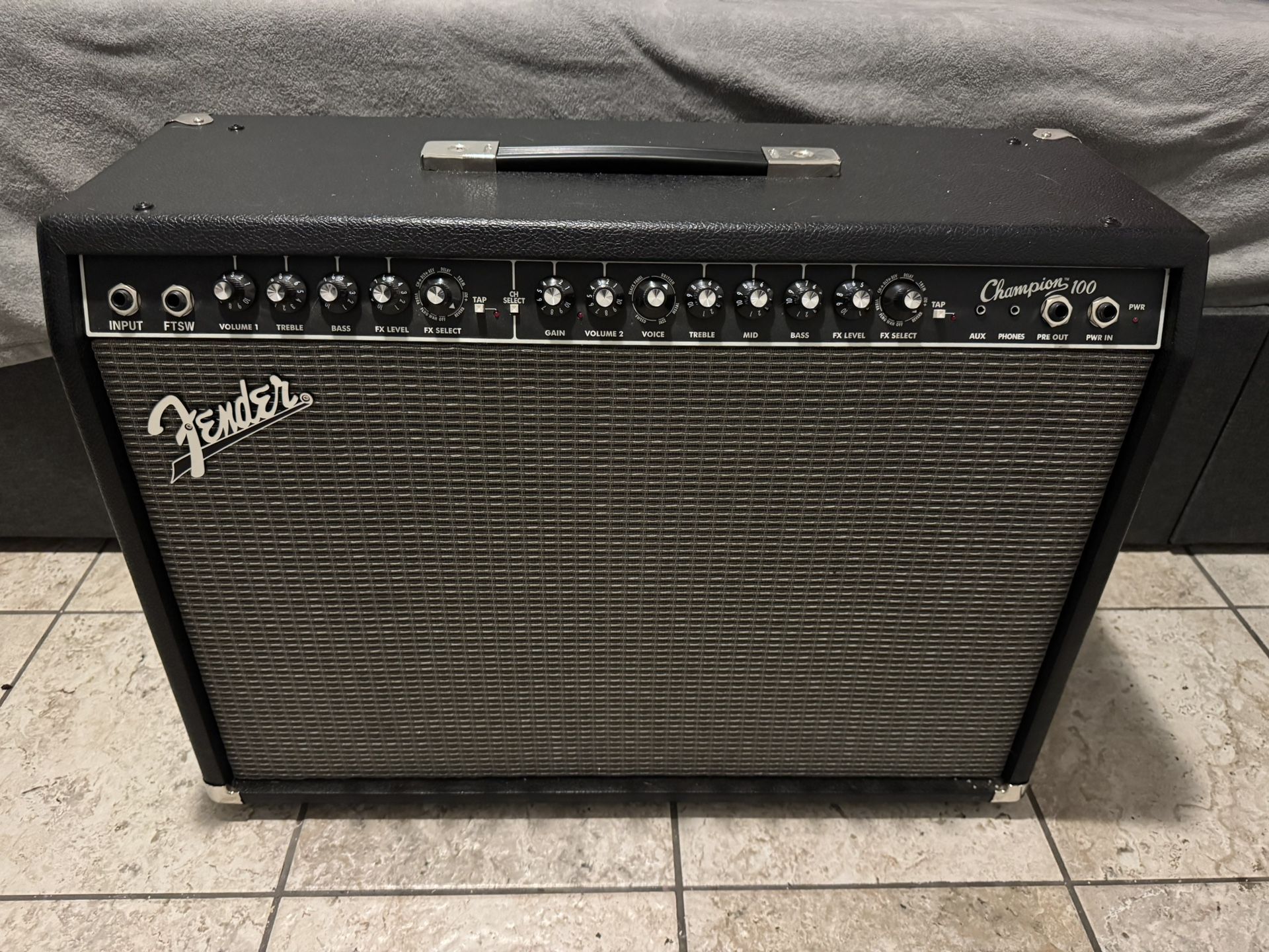 Fender Champion 100 Guitar Amplifier
